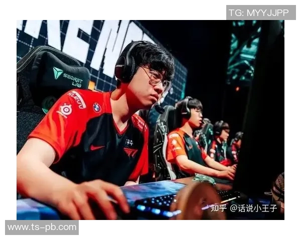 RNG在英雄联盟心理素质排名中创下新高展现强大团队韧性与抗压能力